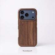 iPhone 17 Pro Echtholzhülle aus Nussbaum – holzELLement